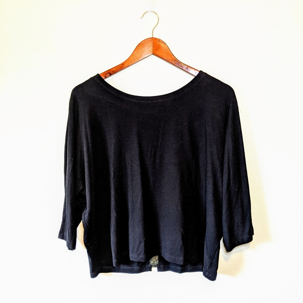 Eileen Fisher Black 3/4 sleeve Gold Stripe Top